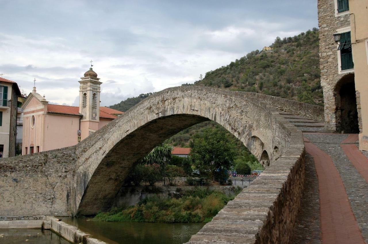 Appartamento Le Violette Dolceacqua Eksteriør billede